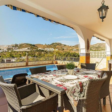 Villa Triana Nerja Zewnętrze zdjęcie